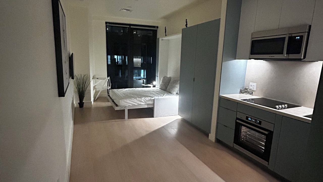 Photo of Bedroom in Carthay Circle
