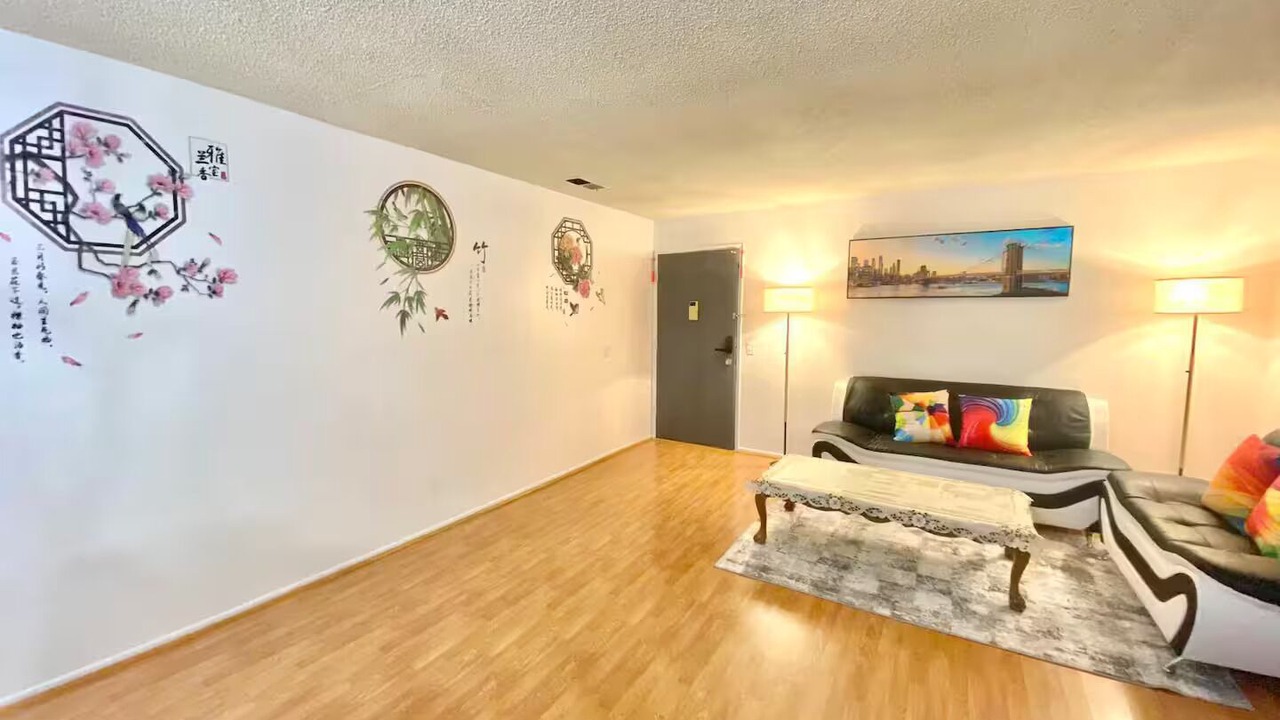 Photo of Livingroom in Alhambra