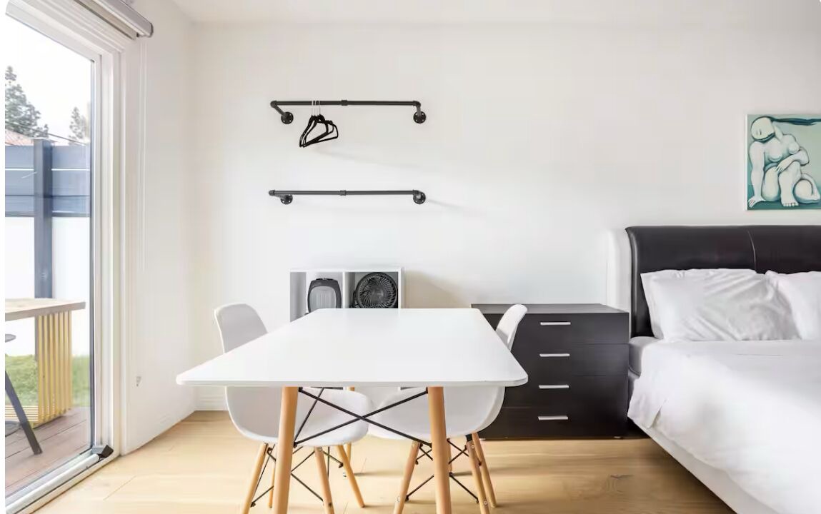 Photo of Bedroom in Tarzana