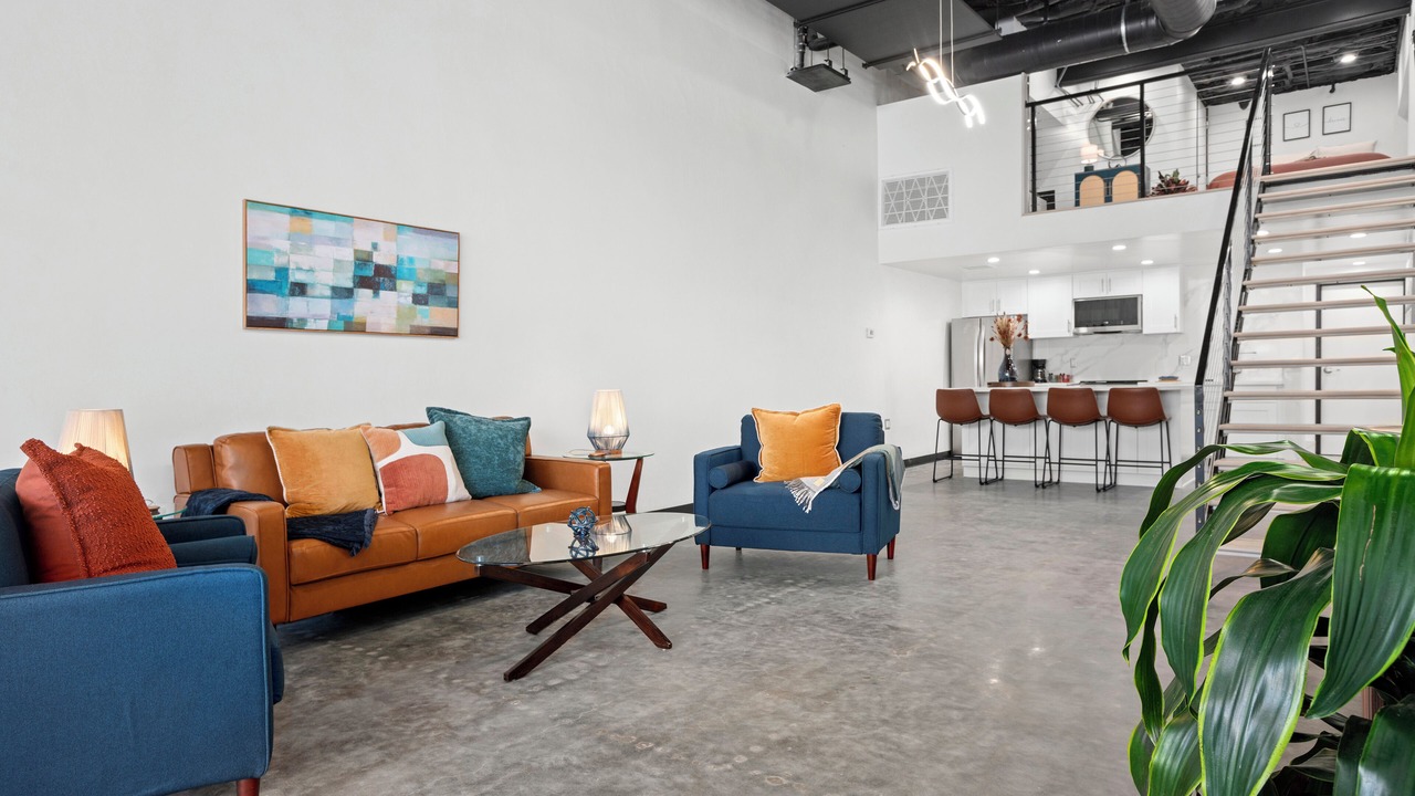 Photo of Livingroom in Cortez Hill