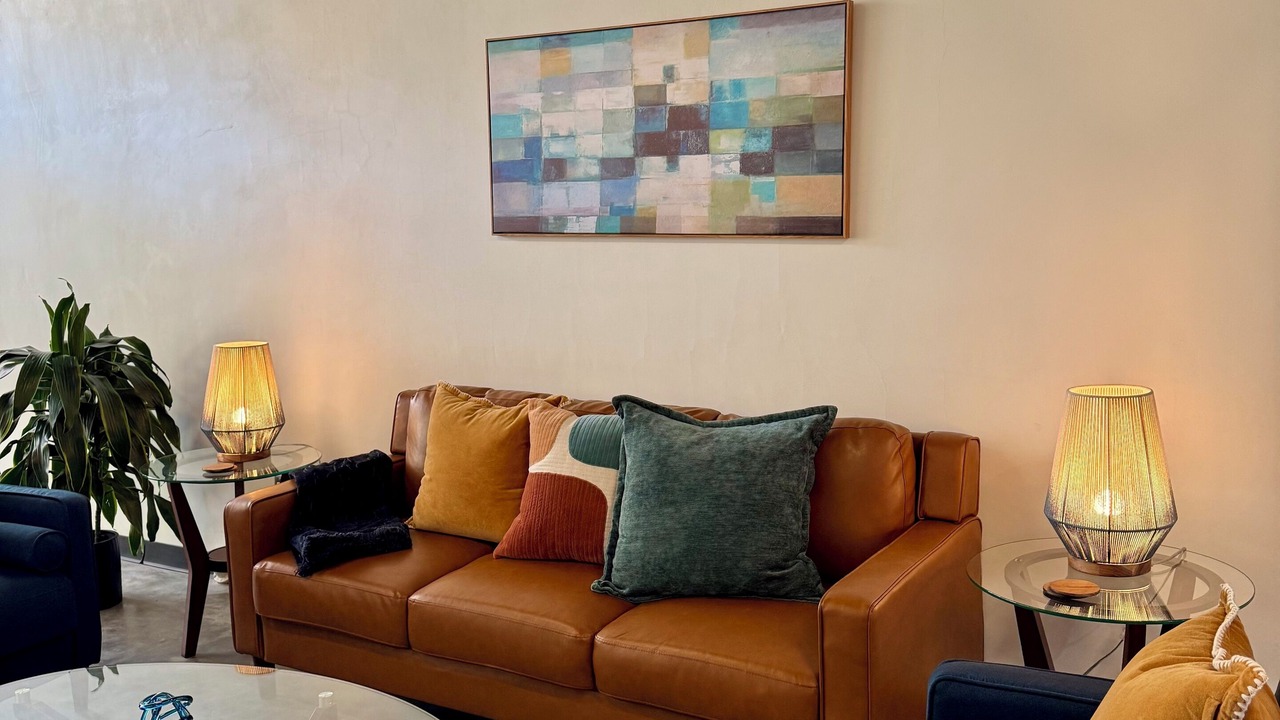 Photo of Livingroom in Cortez Hill