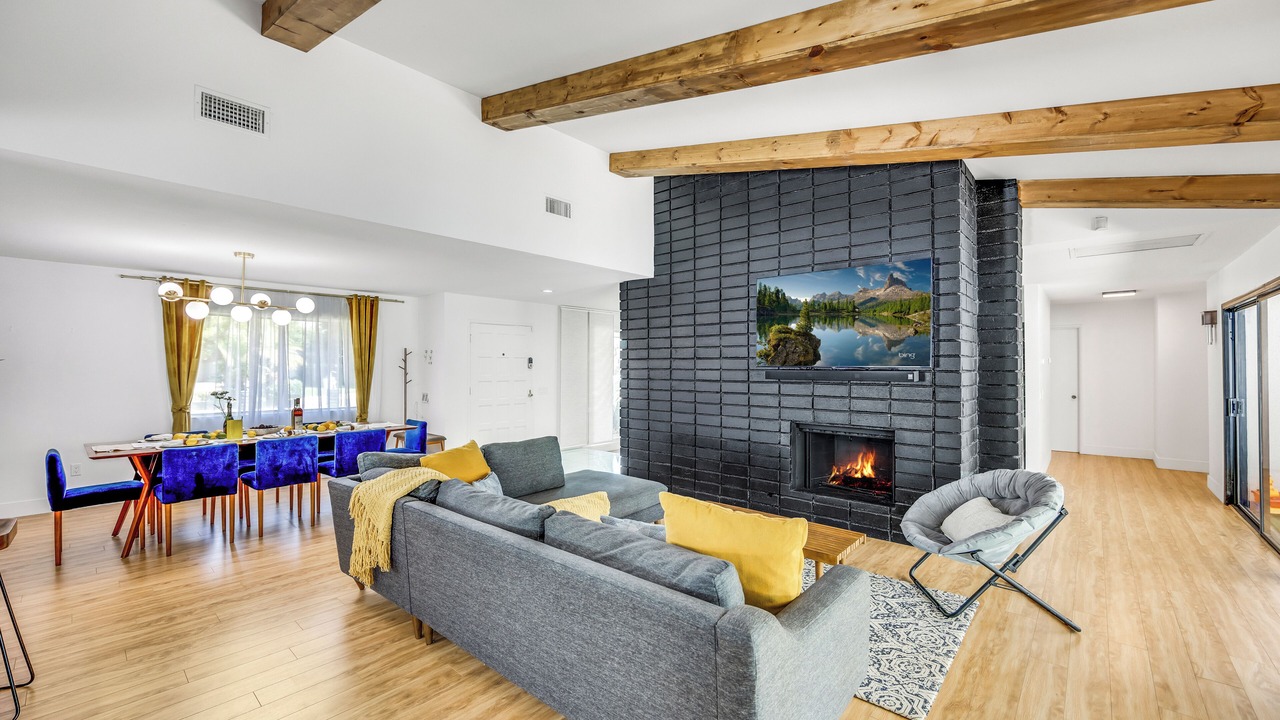 Photo of Livingroom in Patton