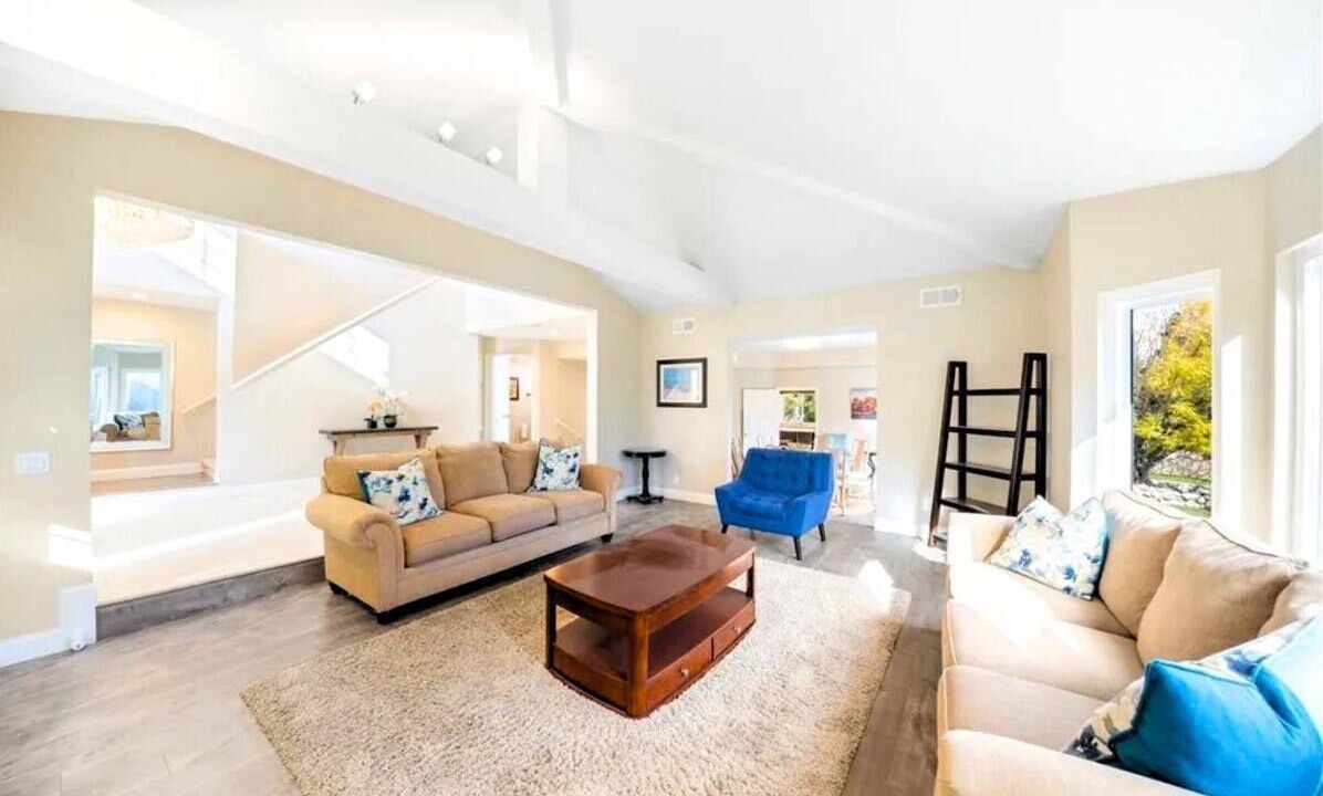 Photo of Livingroom in Rancho Cucamonga