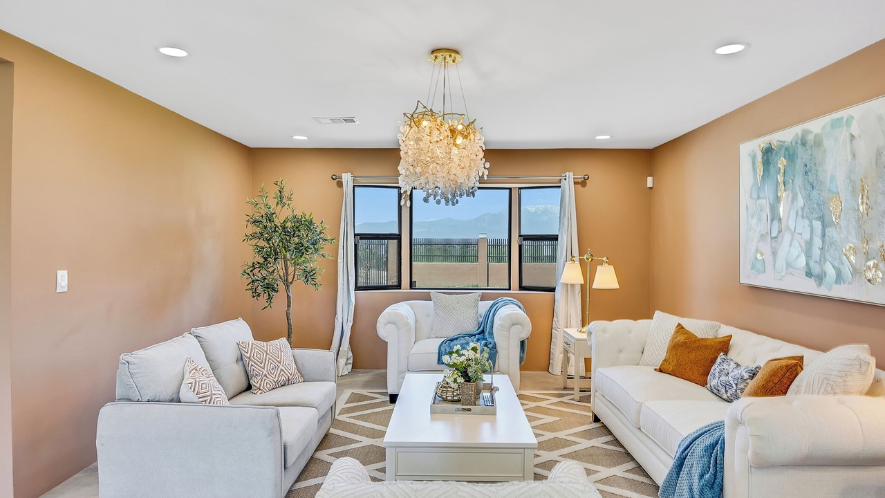 Photo of Livingroom in Norco