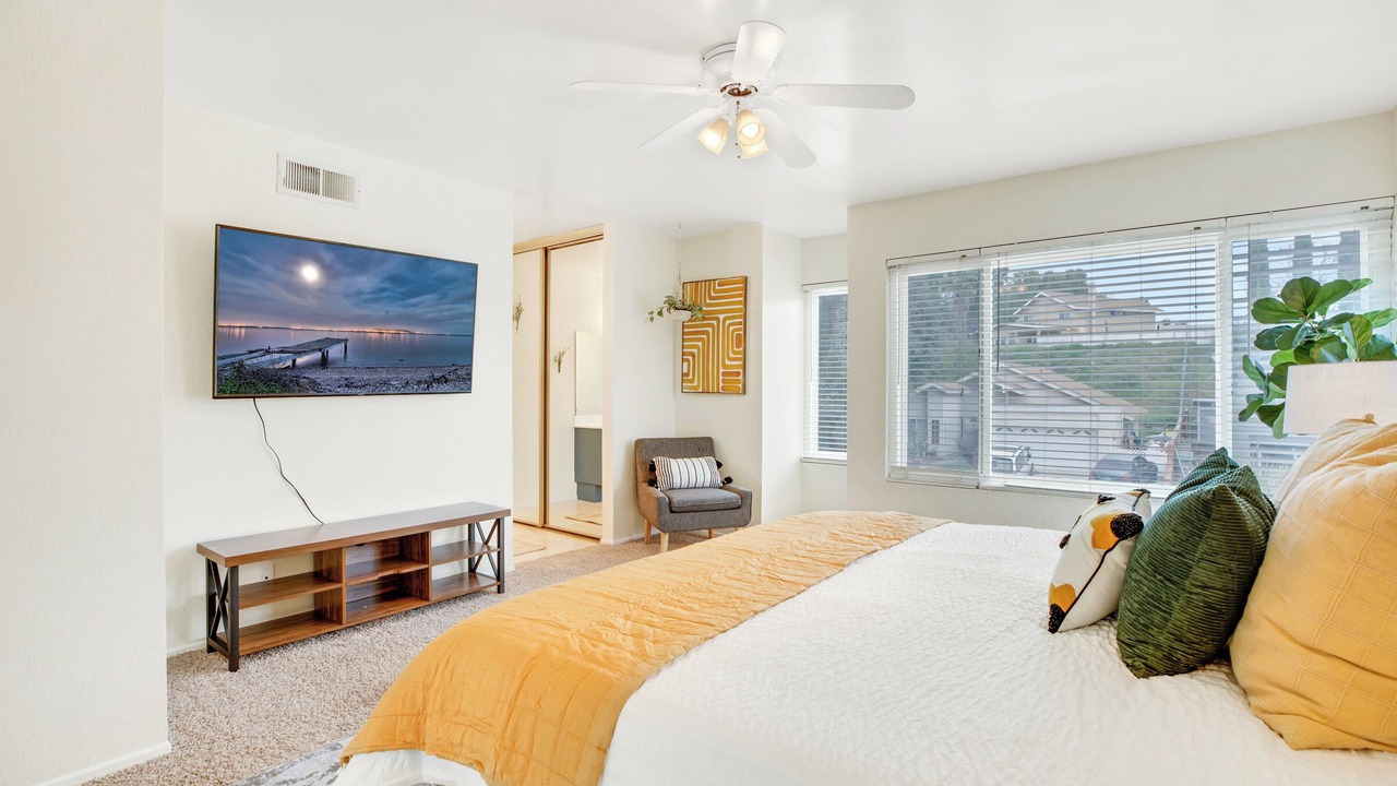 Photo of Bedroom in Santa Clarita