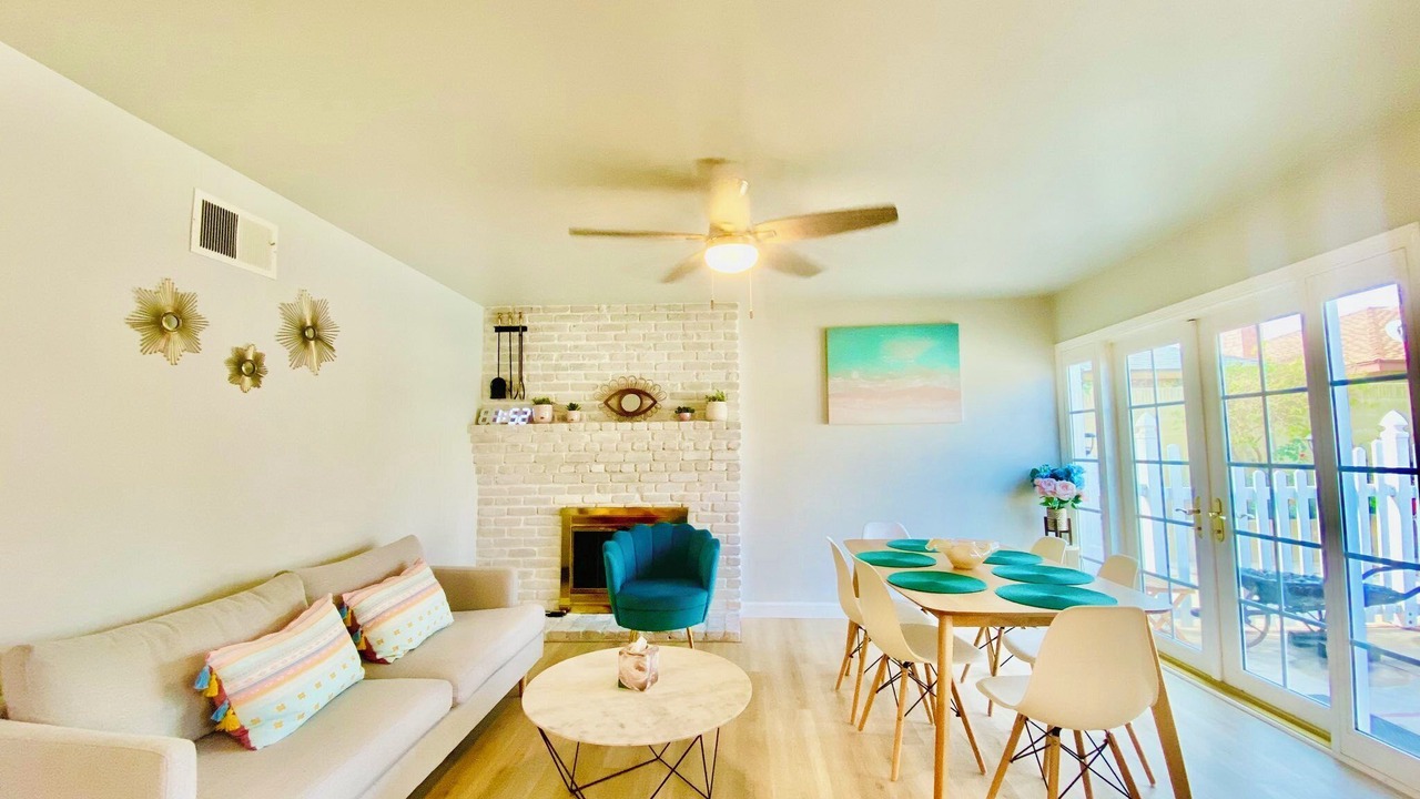 Photo of Livingroom in Placentia