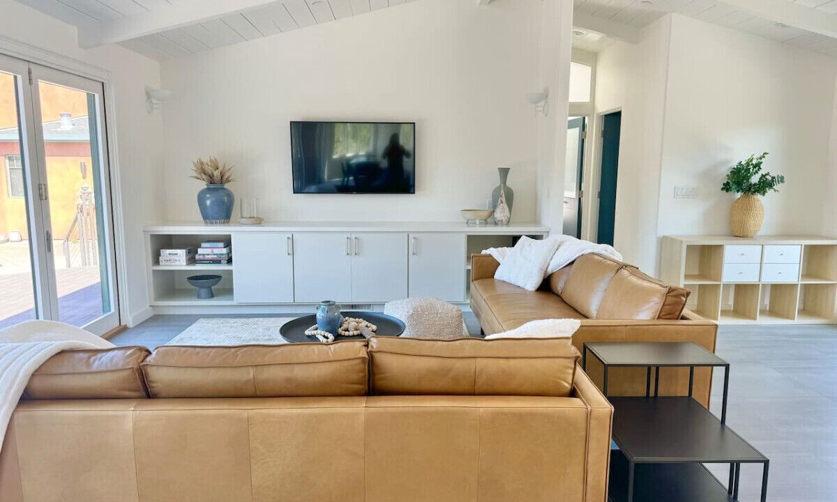 Photo of Livingroom in Point Reyes Station