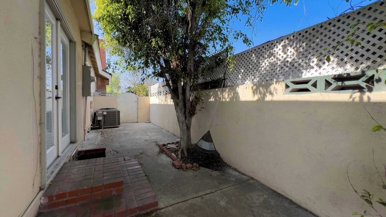 Photo of Outdoor in Upland