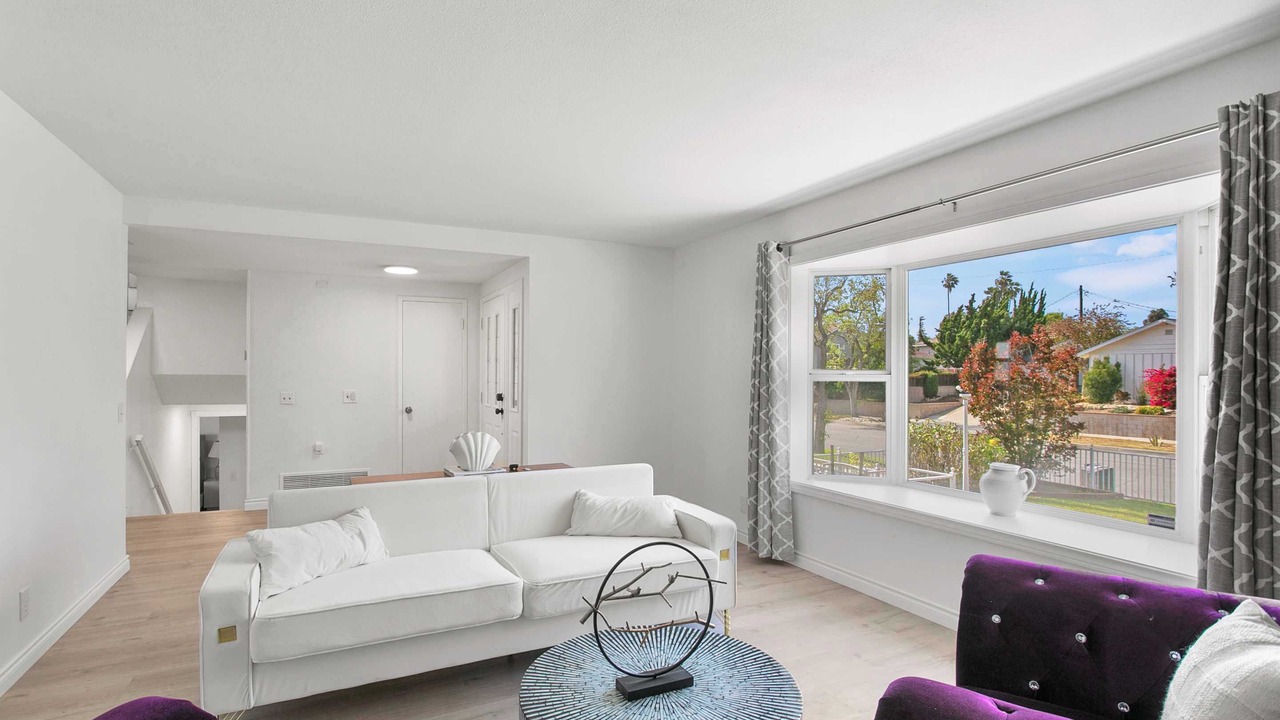 Photo of Livingroom in Upland