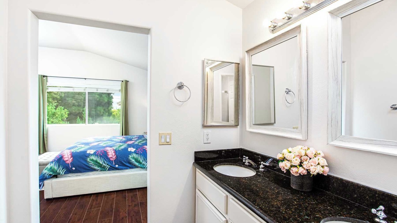 Photo of Bathroom in Corona