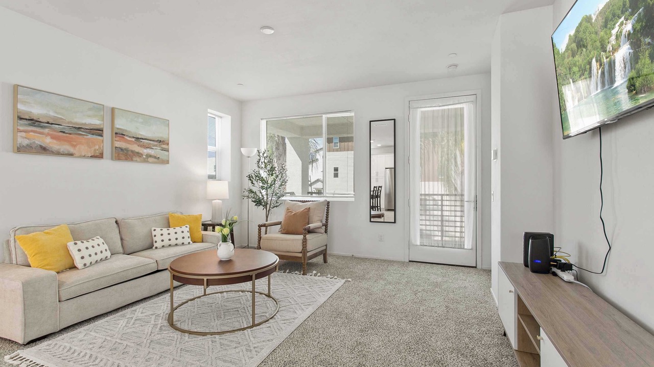 Photo of Livingroom in Rancho Cucamonga