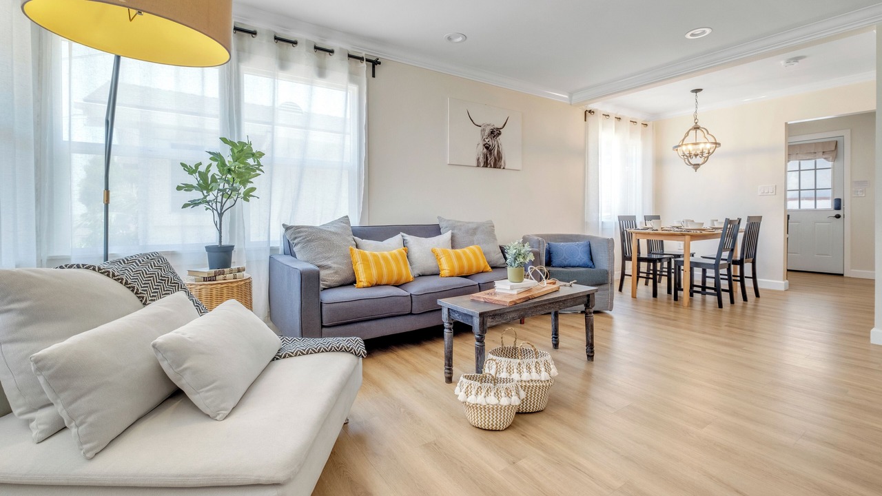 Photo of Livingroom in Monterey Park