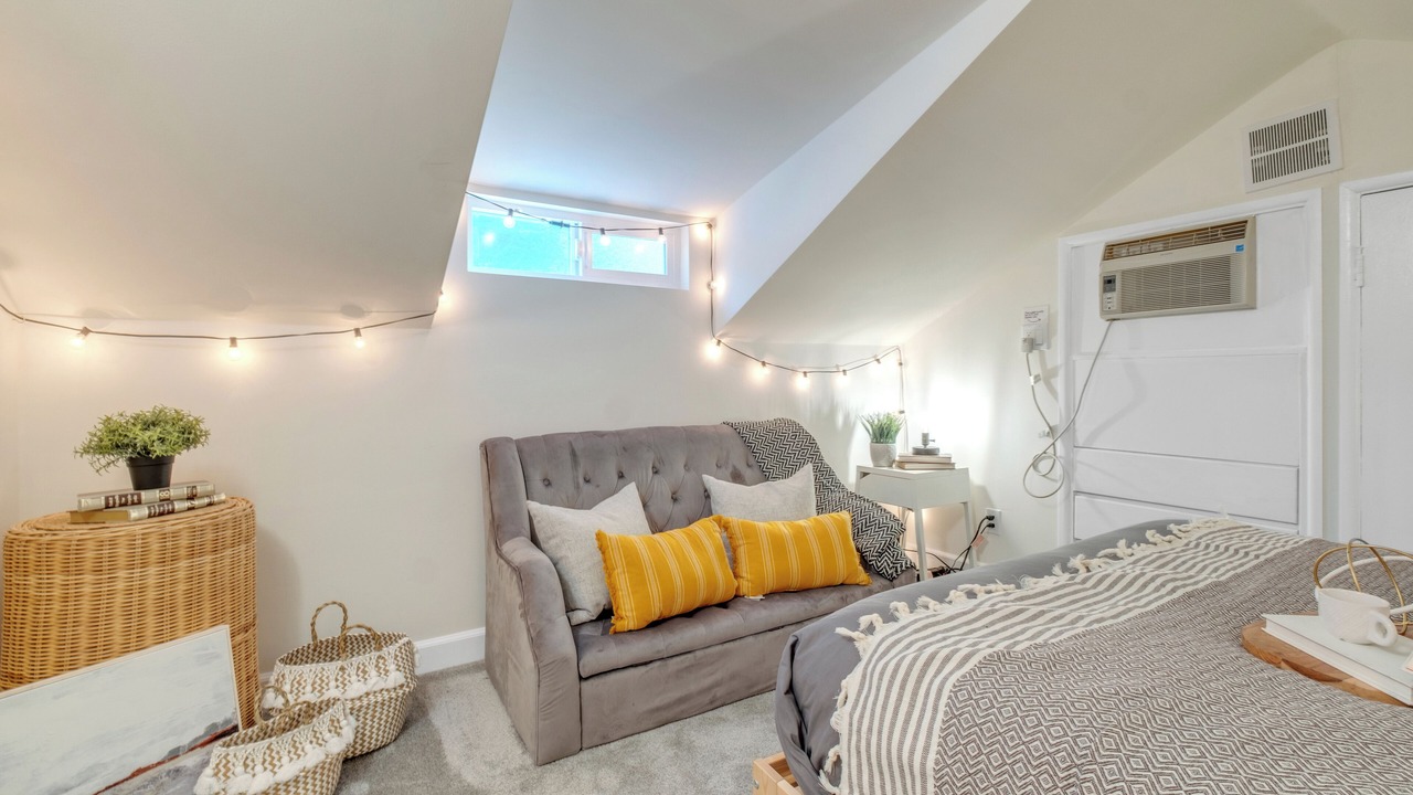 Photo of Bedroom in Monterey Park