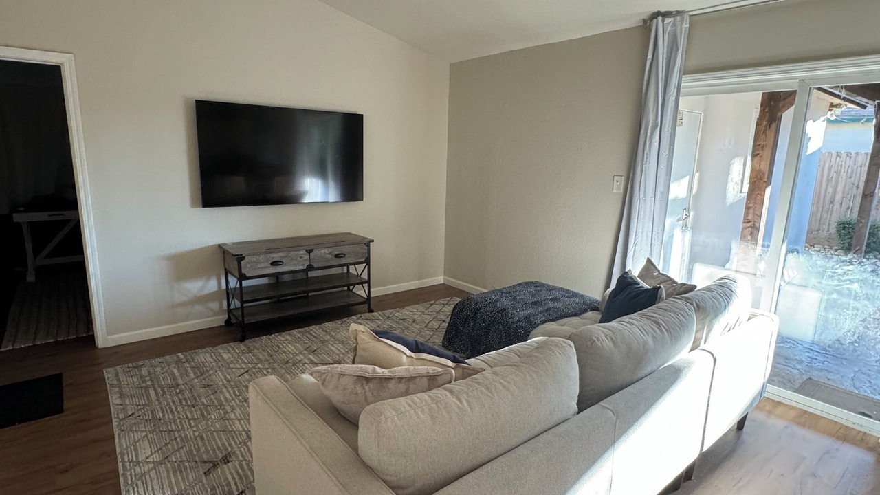 Photo of Livingroom in Merced