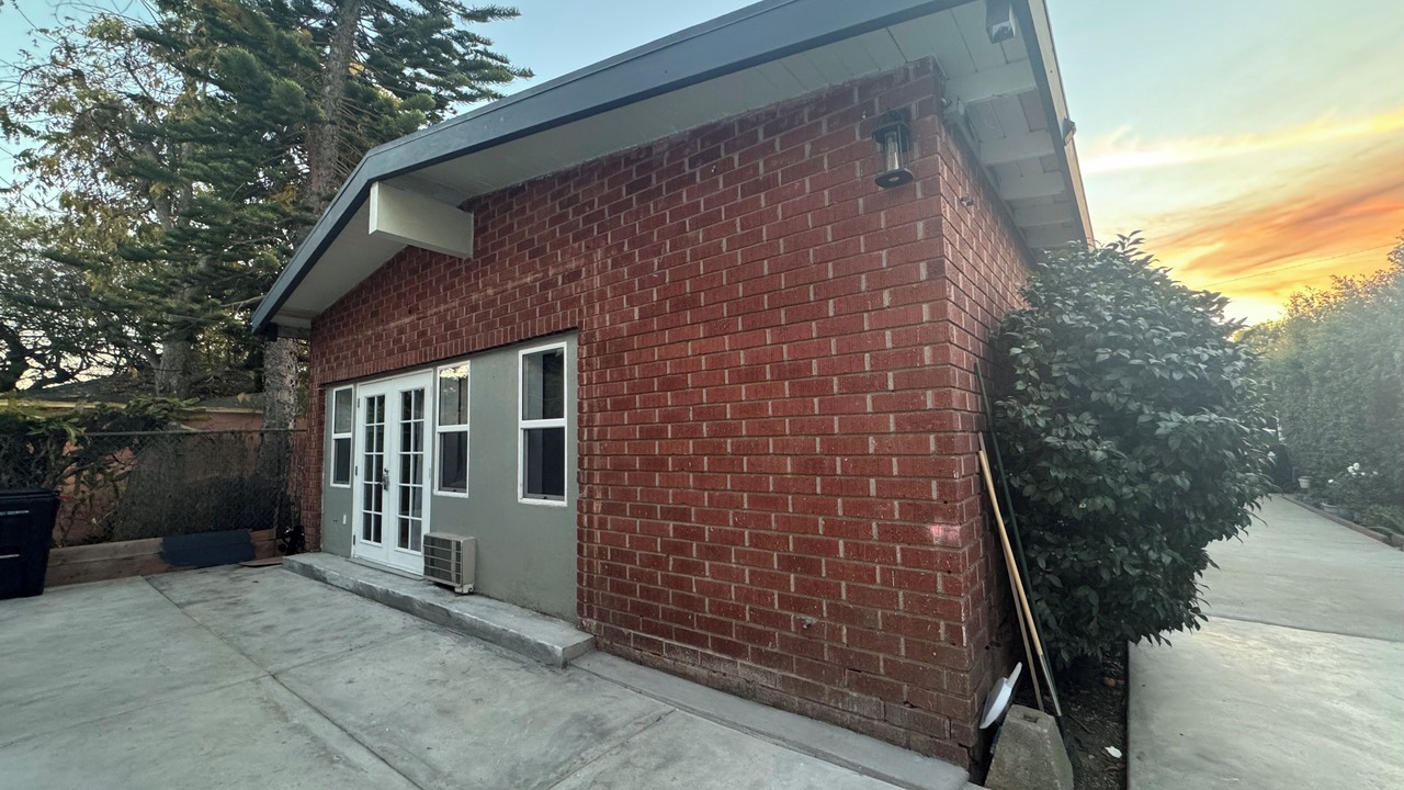 Photo of Outdoor in Sawtelle