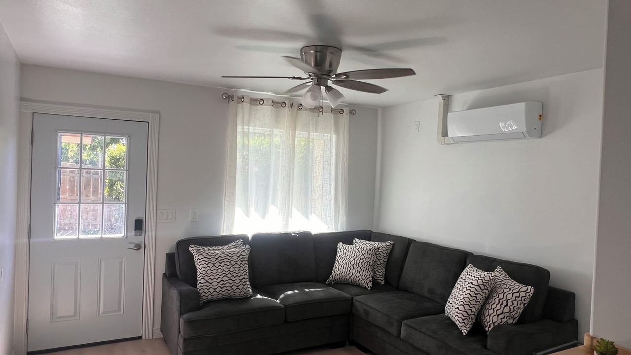 Photo of Livingroom in Tulare