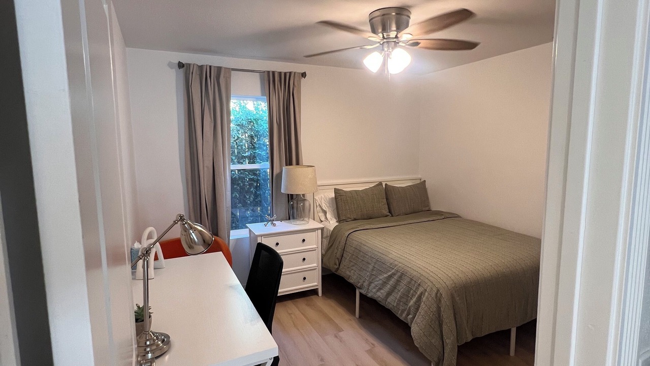 Photo of Bedroom in Tulare