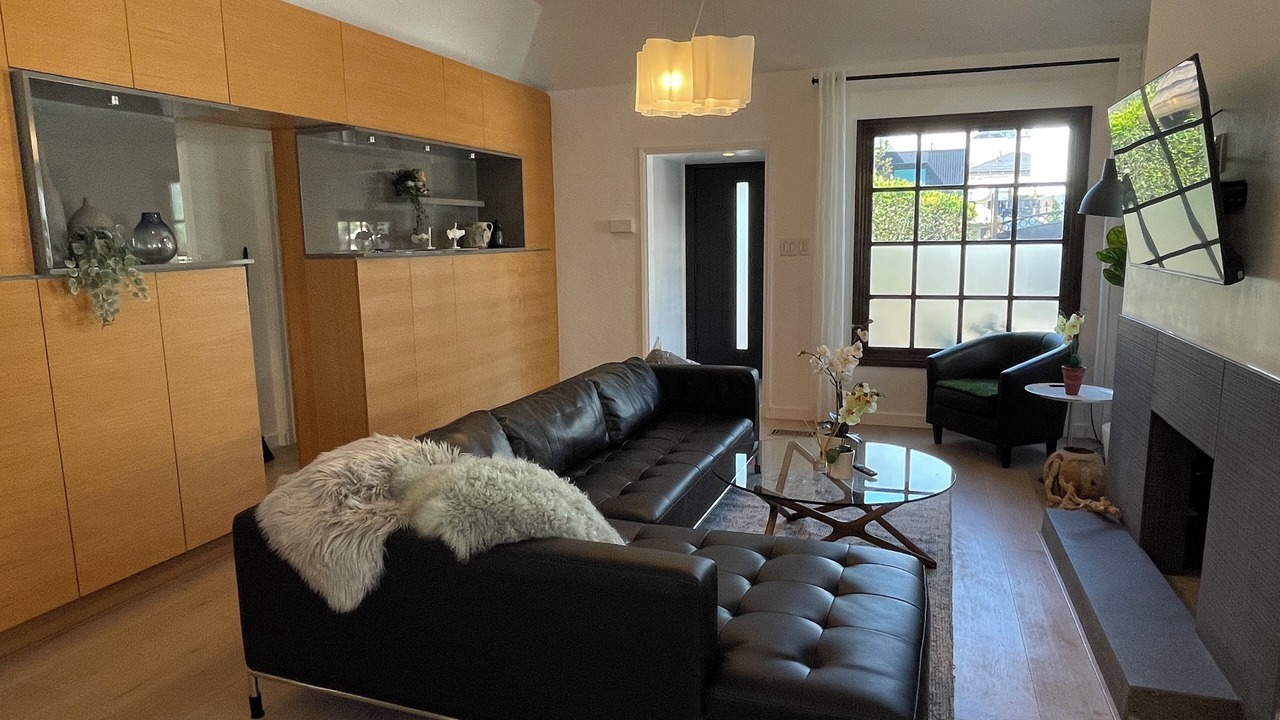 Photo of Livingroom in Norma Triangle