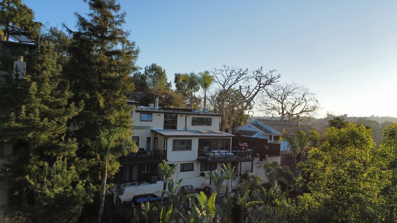 Photo of Outdoor in Hollywood Hills