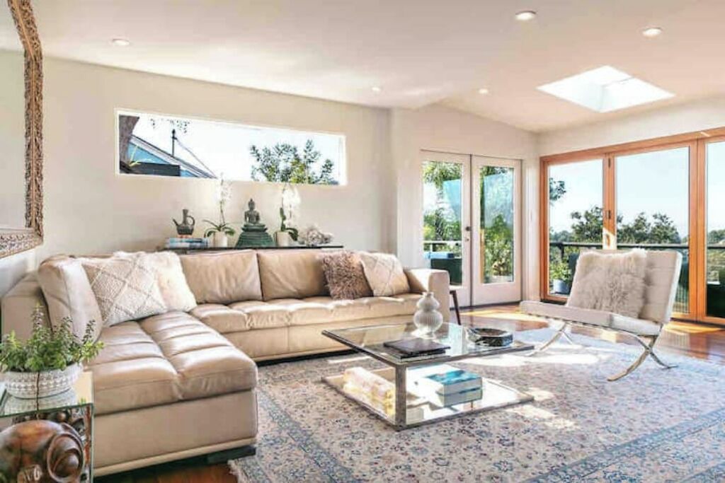 Photo of Livingroom in Hollywood Hills