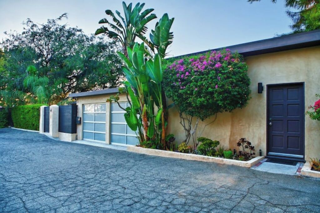 Photo of Outdoor in Hollywood Hills