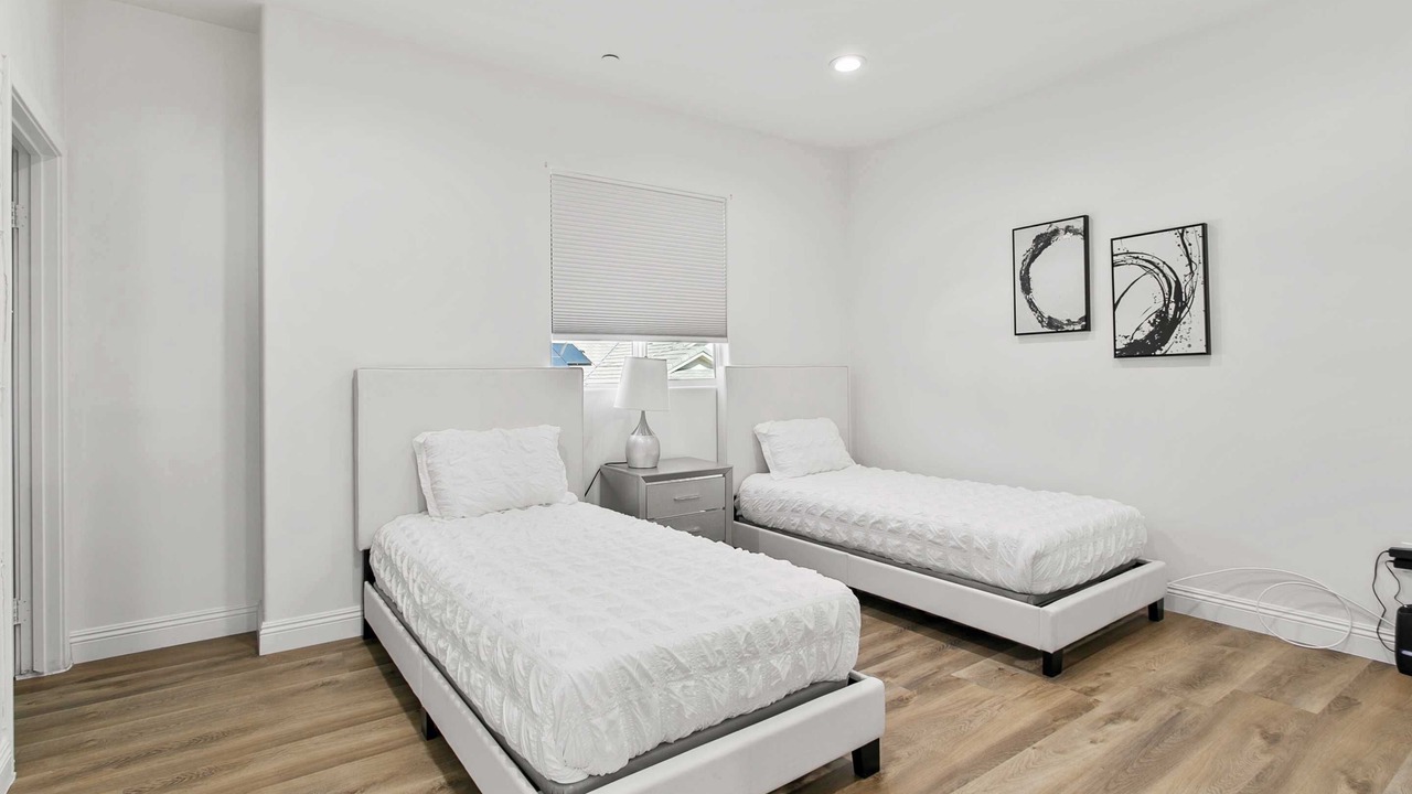 Photo of Bedroom in Sylmar