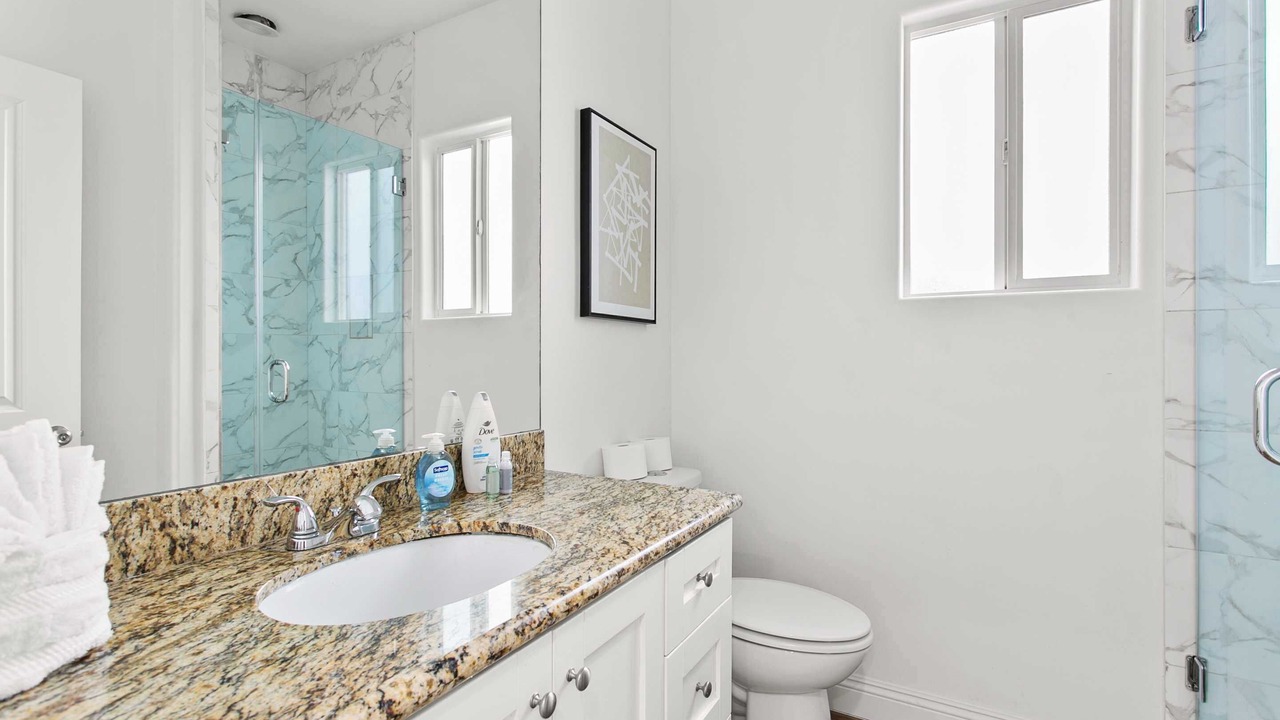 Photo of Bathroom in Sylmar