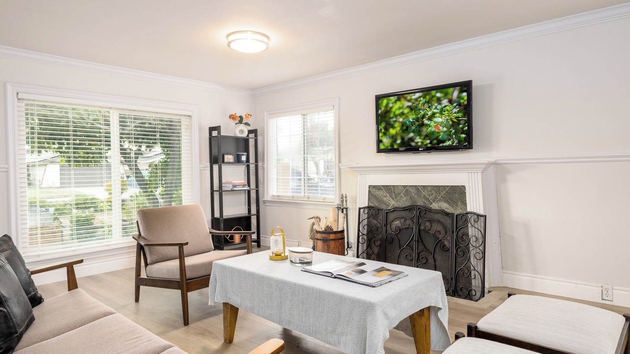 Photo of Livingroom in Chino