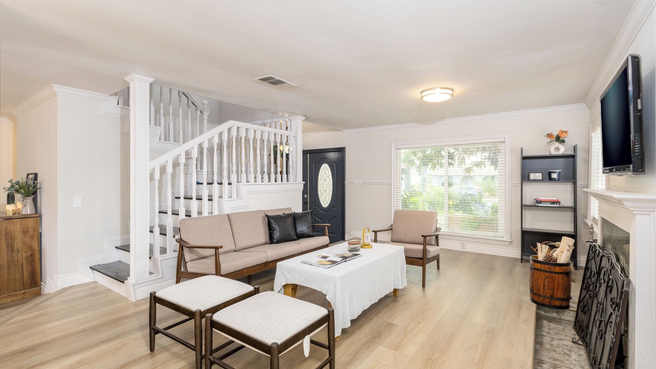 Photo of Livingroom in Chino