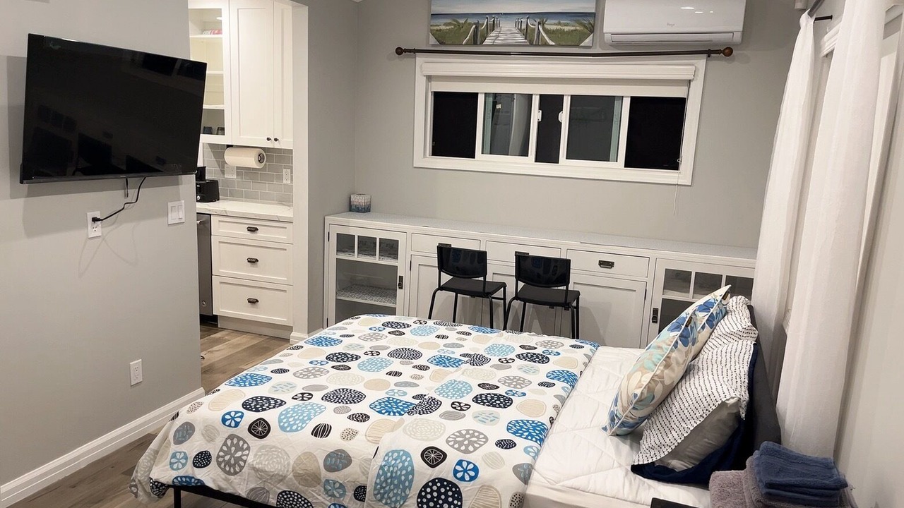 Photo of Bedroom in North Central
