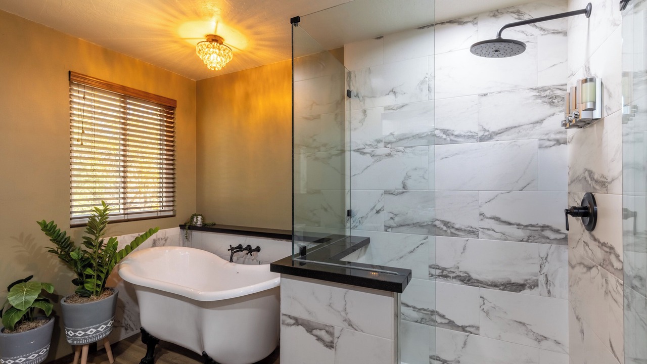 Photo of Bathroom in Green Valley Lake
