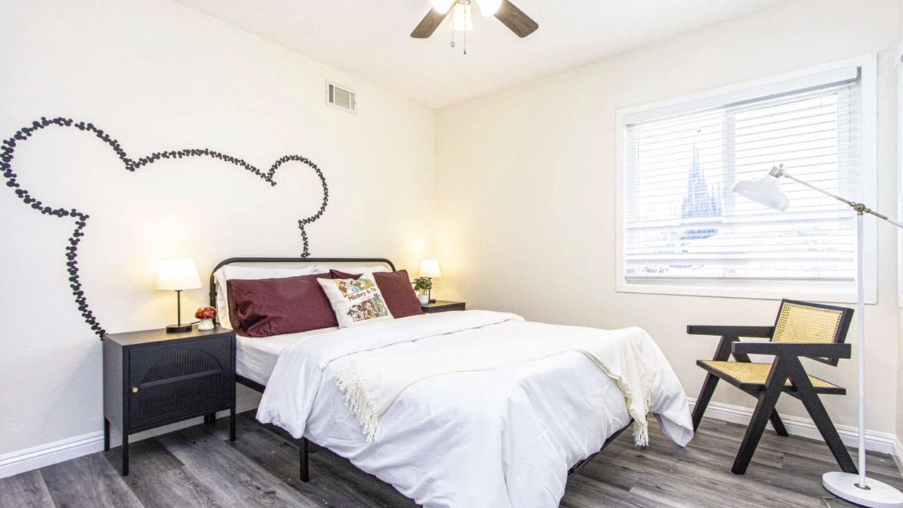 Photo of Bedroom in Southeast Anaheim
