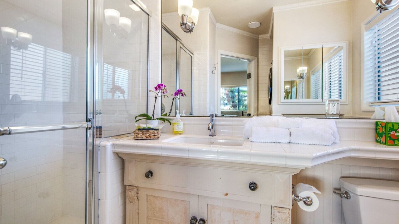 Photo of Bathroom in Los Angeles County