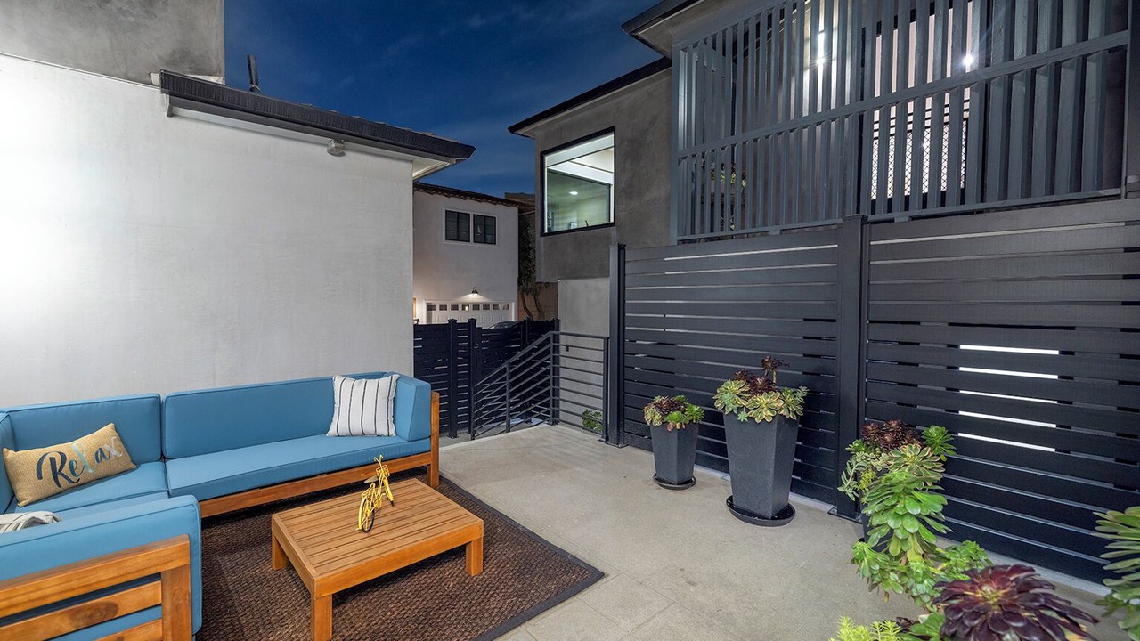 Photo of Patio Balcony in Peninsula