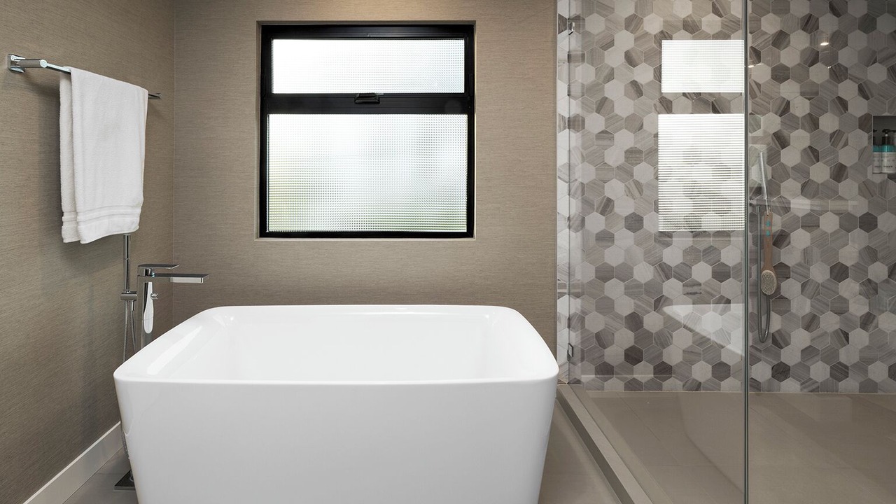 Photo of Bathroom in Peninsula