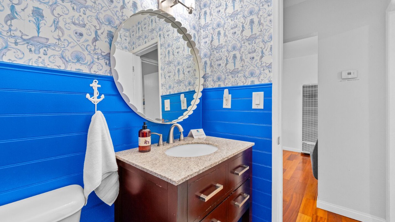 Photo of Bathroom in Ventura