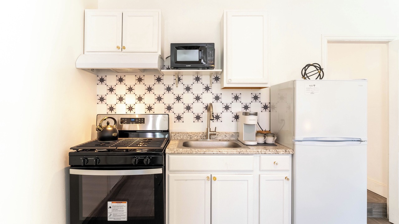 Photo of Kitchen in Meiners Oaks
