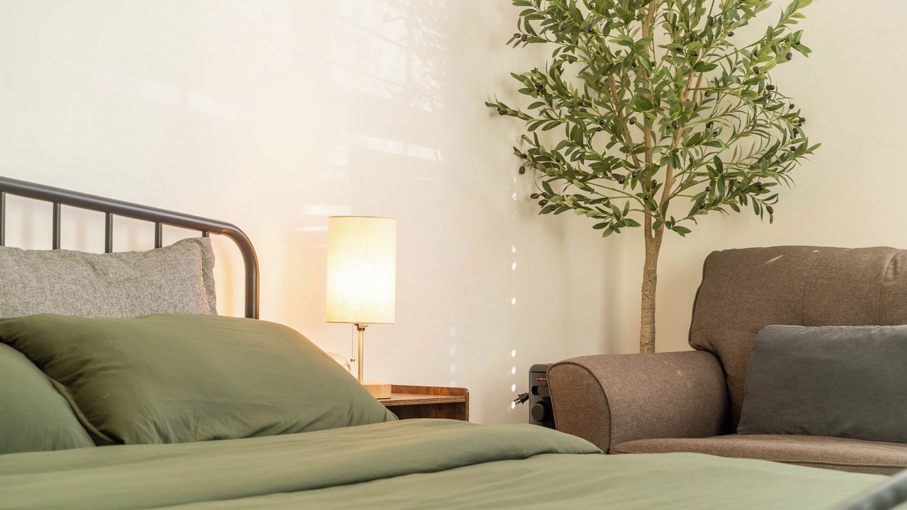 Photo of Bedroom in Meiners Oaks