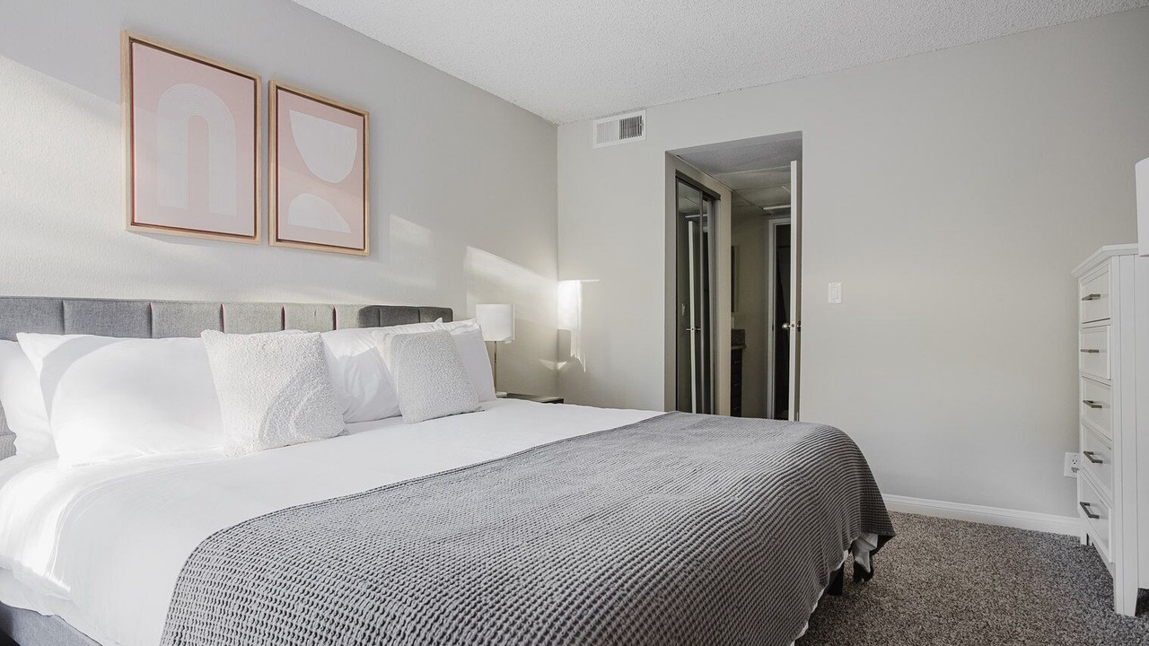 Photo of Bedroom in Atwater Village