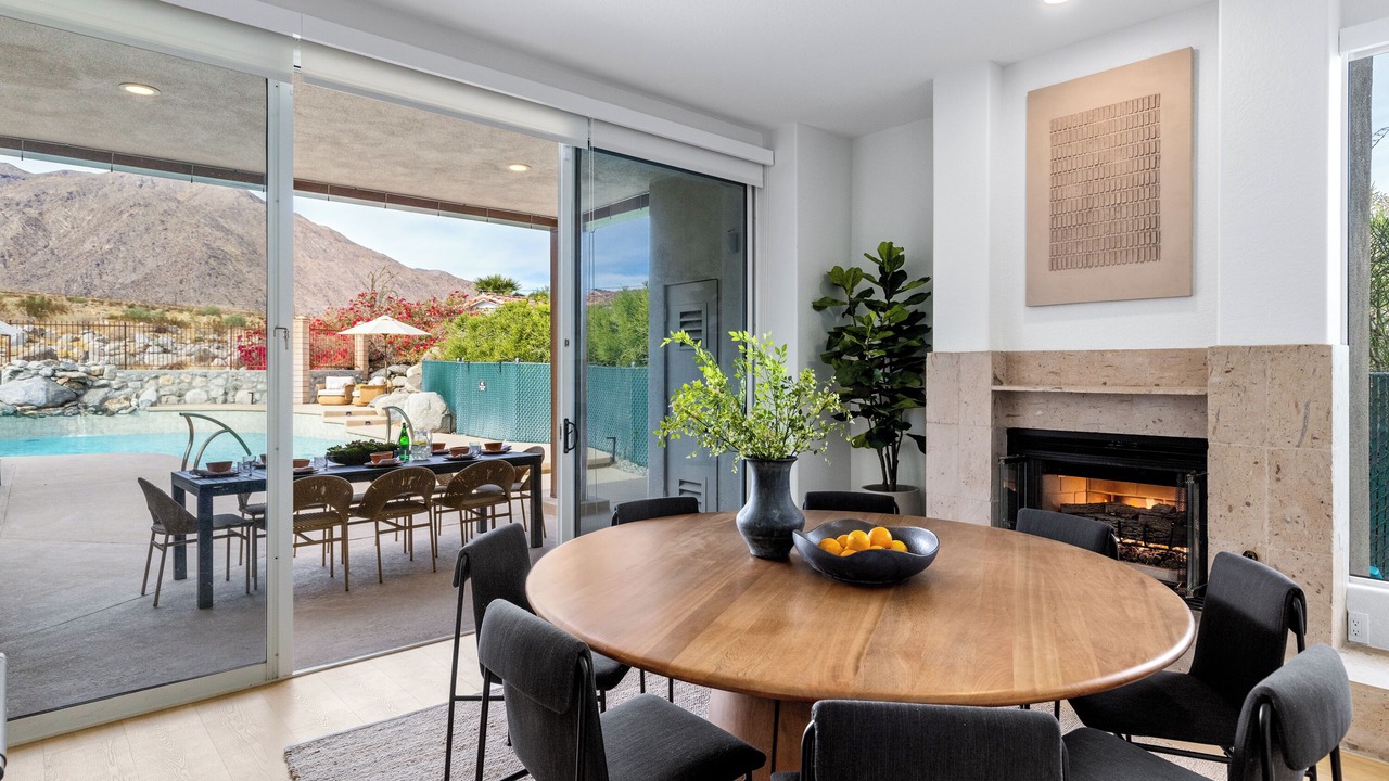 Photo of Livingroom in Chino Canyon