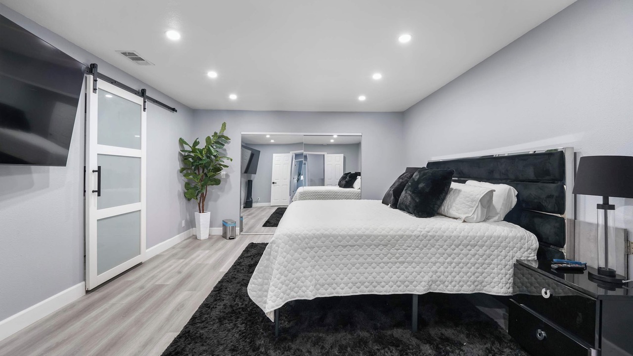 Photo of Bedroom in Charter Oak