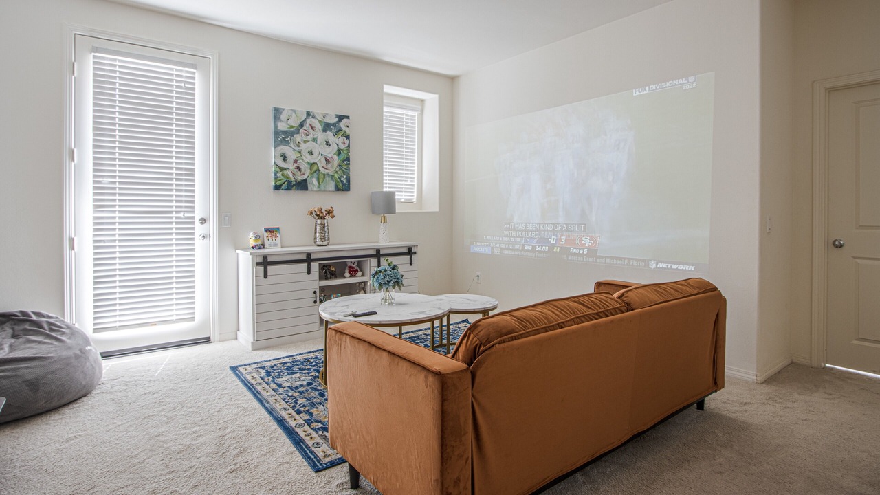 Photo of Livingroom in Upland