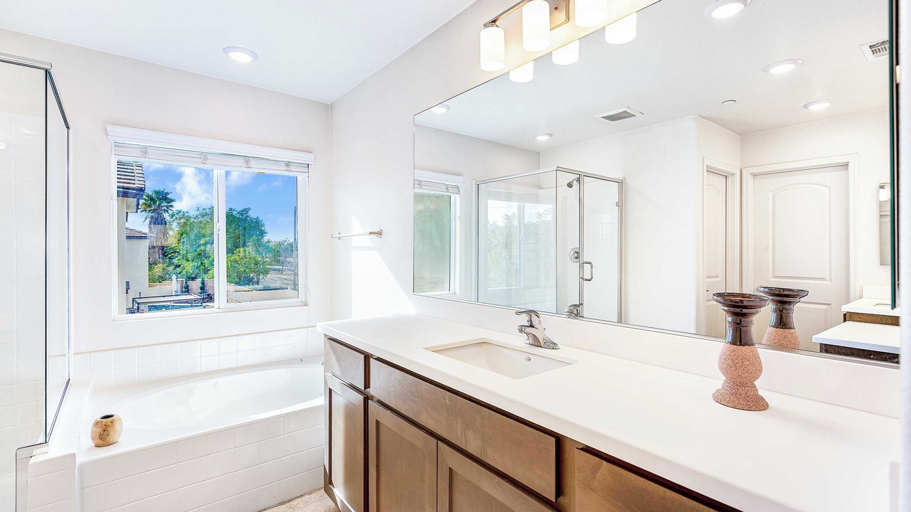 Photo of Bathroom in Rialto