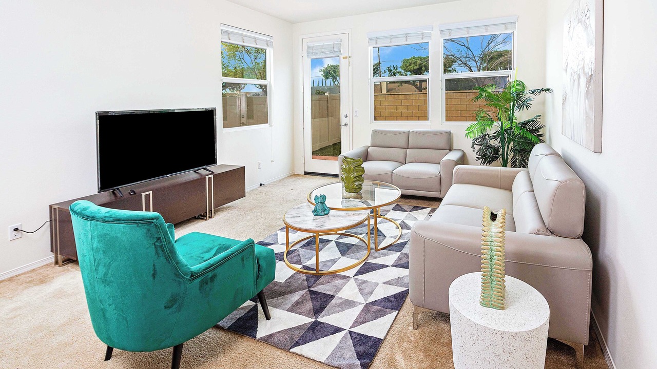 Photo of Livingroom in Rialto