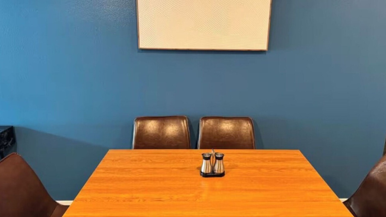 Photo of Others in Hollywood