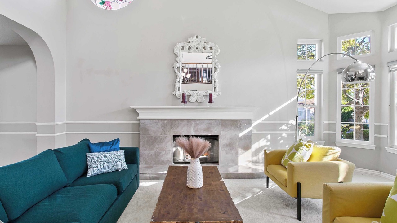 Photo of Livingroom in Yorba Linda