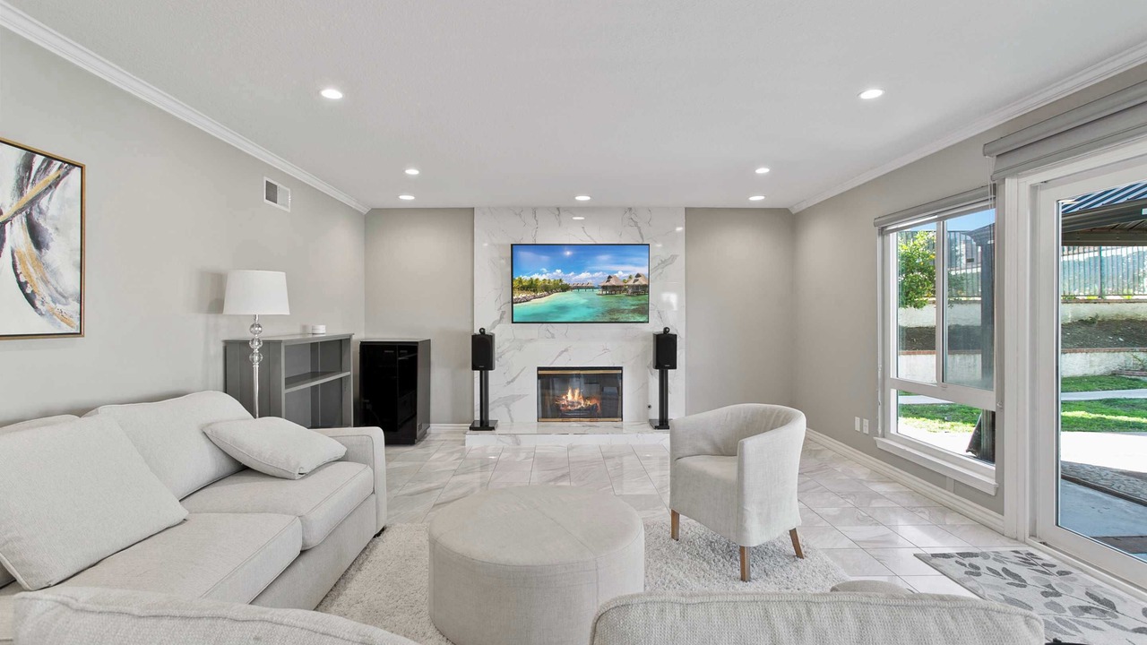 Photo of Livingroom in Yorba Linda