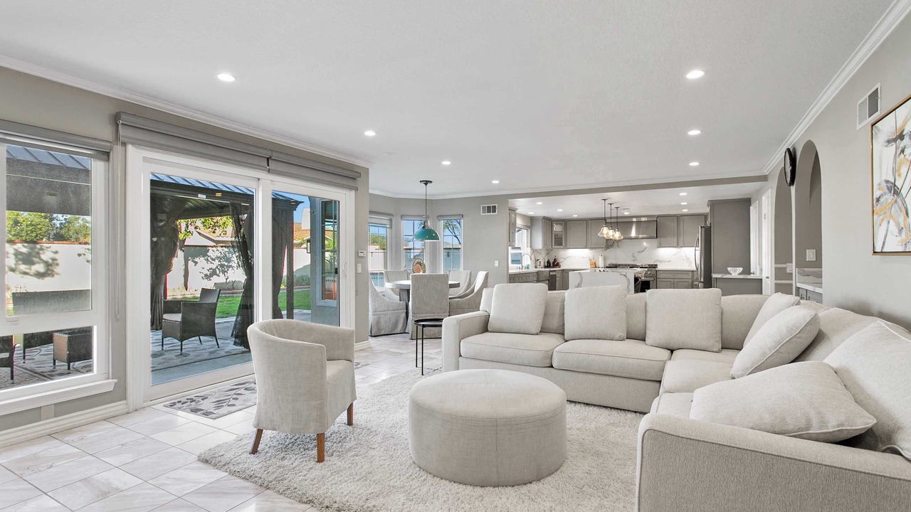 Photo of Livingroom in Yorba Linda