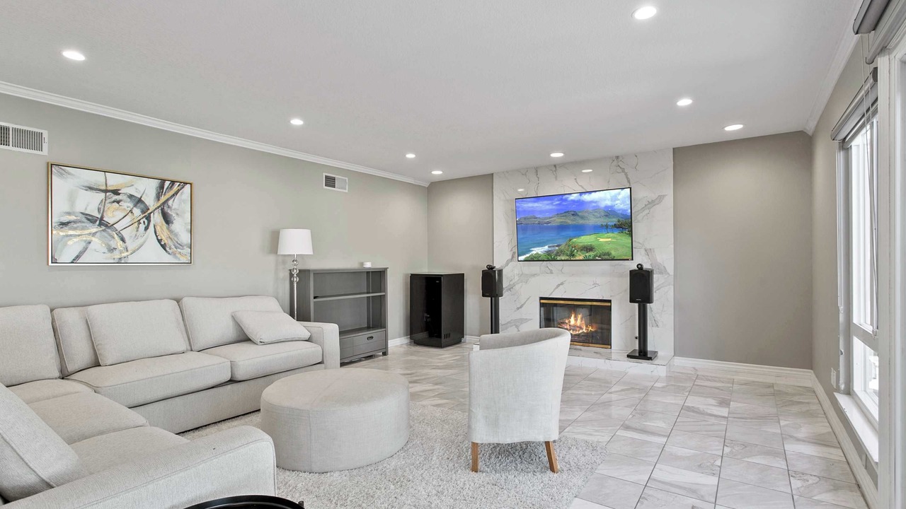 Photo of Livingroom in Yorba Linda