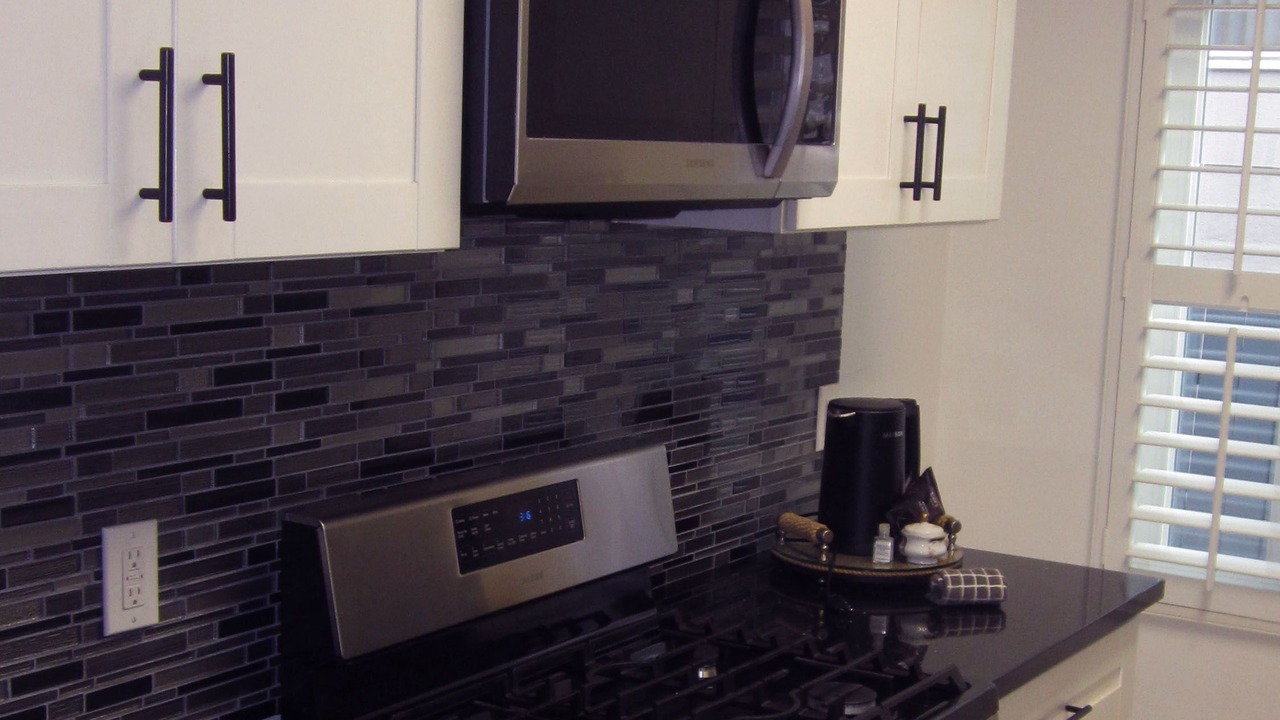 Photo of Kitchen in La Brea